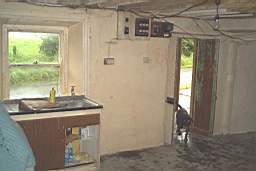 7a Bracken before - 0038 -  kitchen entrance - 20020613.jpg
